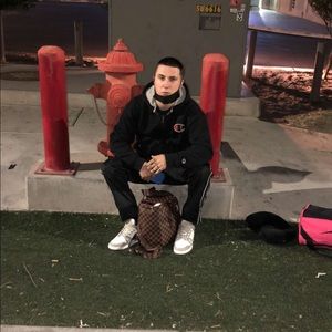 Meet your Posher, Anthony